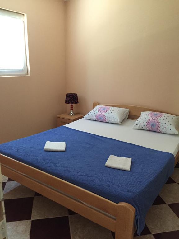 Apartment Elena Tivat Exterior foto