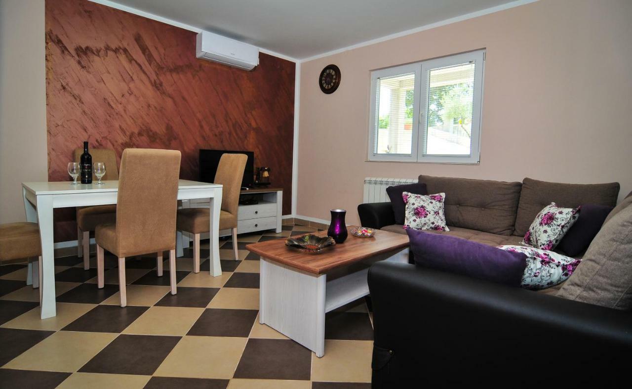 Apartment Elena Tivat Exterior foto