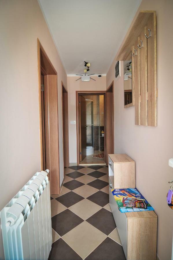 Apartment Elena Tivat Exterior foto